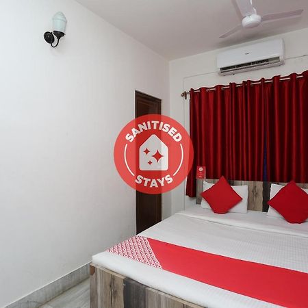 כלכותה Oyo 11054 Amar Raj Guest House מראה חיצוני תמונה